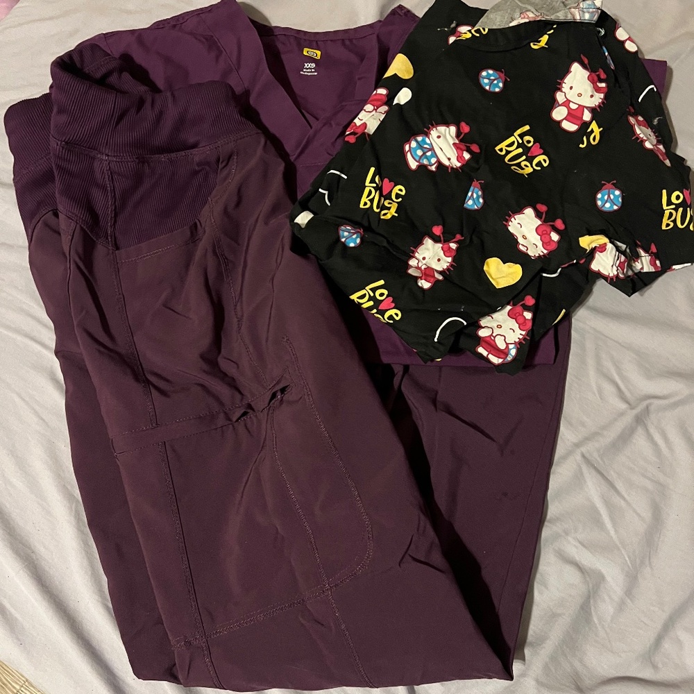 Scrub set